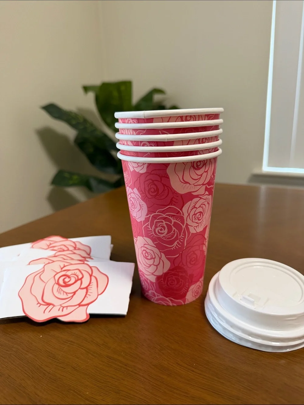 Hot coffee tea disposable cups floral with sleeves and tops